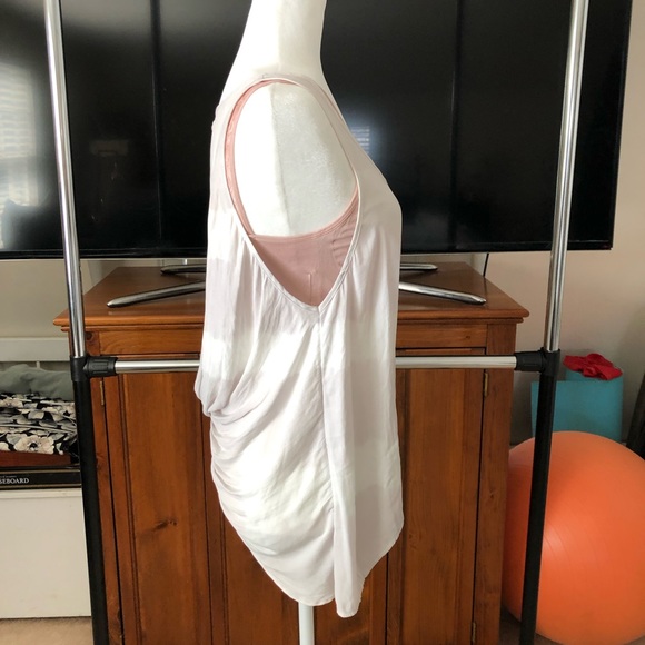 Free People flowy open back Top - Picture 6 of 11